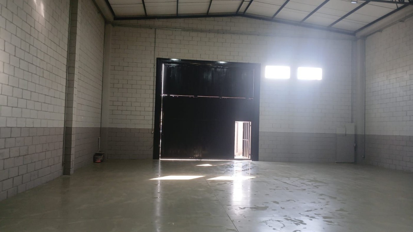Depósito-Galpão, 237 m² - Foto 1