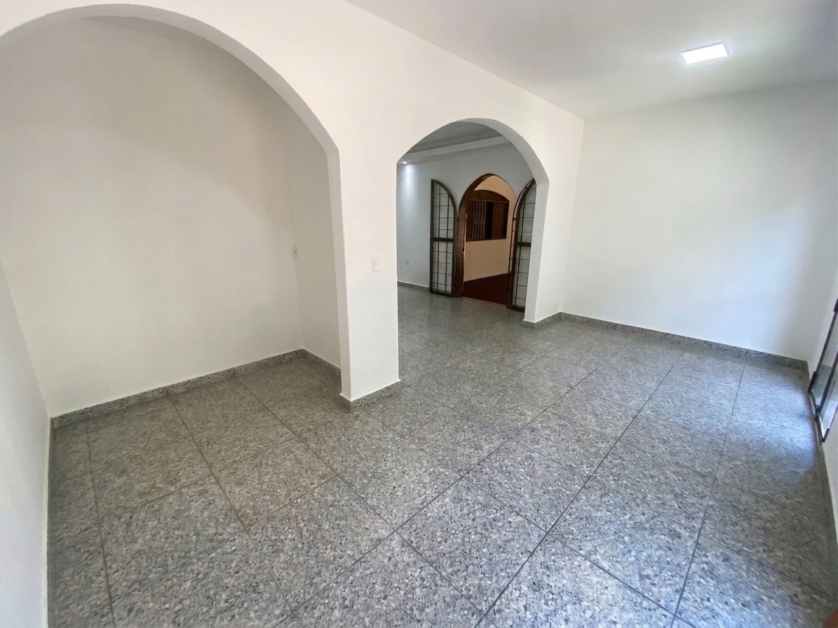 Casa, 3 quartos, 164 m² - Foto 3